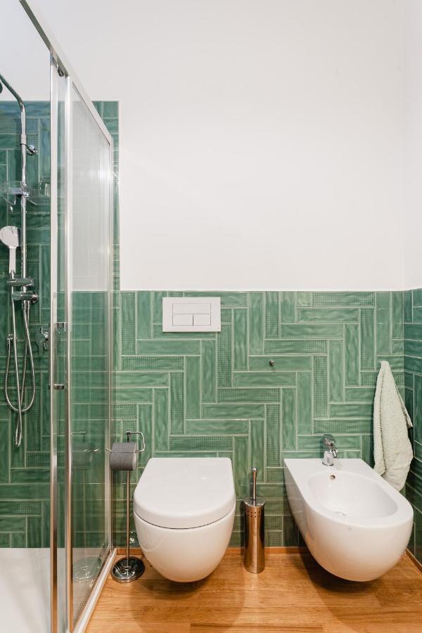 Interno 19 - Vista Mare Apartment Бари Екстериор снимка