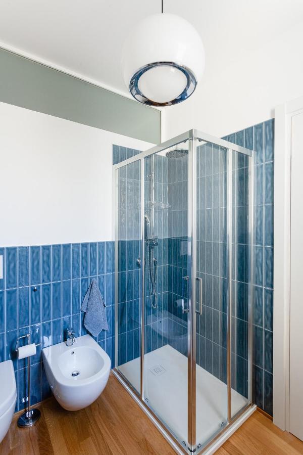 Interno 19 - Vista Mare Apartment Бари Екстериор снимка