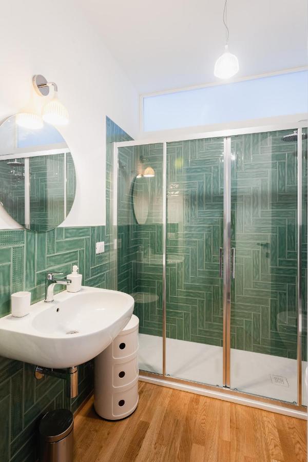 Interno 19 - Vista Mare Apartment Бари Екстериор снимка