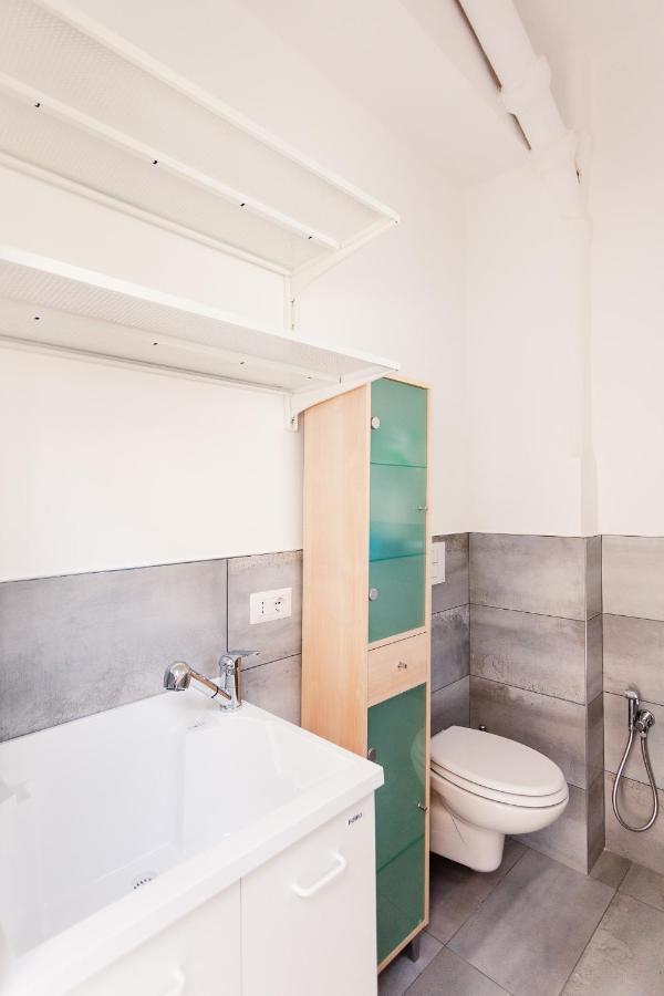 Interno 19 - Vista Mare Apartment Бари Екстериор снимка